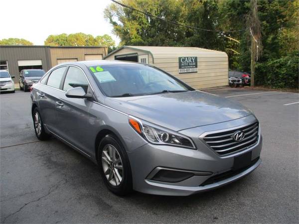 2016 HYUNDAI SONATA SE, CLEAN CARFAX! - - by dealer for sale in Cary, NC – photo 3
