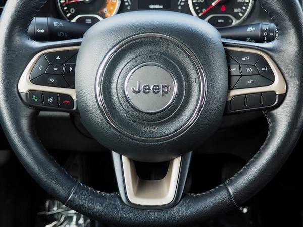 2017 Jeep Renegade 4x4 ◄Guaranteed Auto Credit◄ USB Input for sale in Bolivar, MO – photo 6