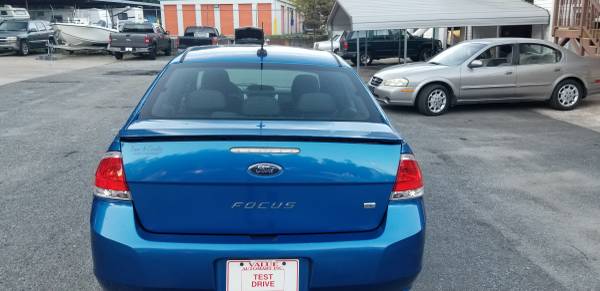 2010 Ford Focus SE excellent condition runs great for sale in Cumming, GA – photo 3