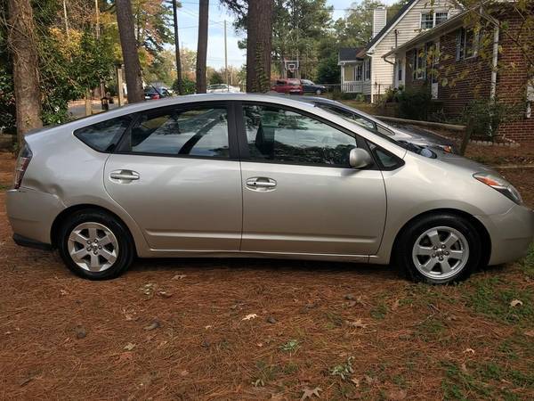 Toyota Prius 2005 - Great Condition - cars & trucks - by owner -... for sale in Durham, NC – photo 3