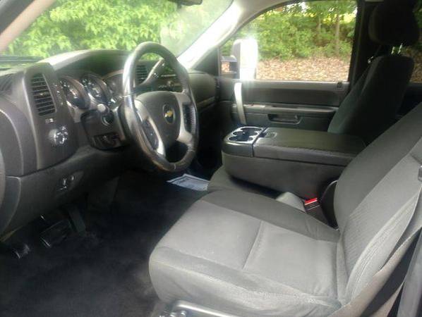 2010 Chevrolet Chevy Silverado 2500HD LT1 Ext. Cab 4WD - EASY... for sale in Holliston, MA – photo 15