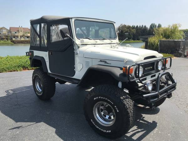 1975 TOYOTA FJ40 / RECENTLY RESTORED / CLEAN TITLE / 4-SPEED MANUAL / for sale in San Mateo, CA – photo 7