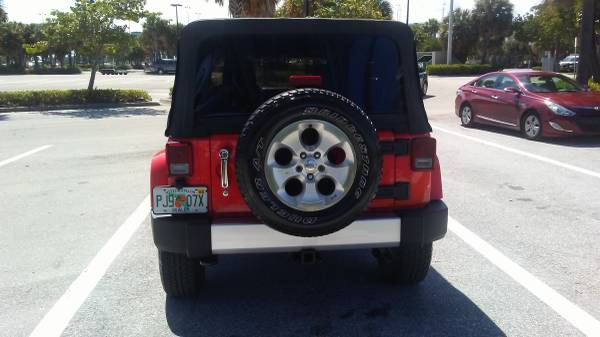 2013 Jeep Unlimited Sahara for sale in Lake Park, FL – photo 4