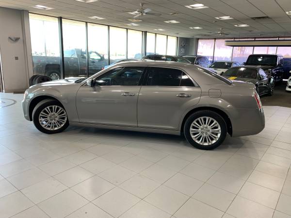 2014 Chrysler 300 C - - by dealer - vehicle automotive for sale in Springfield, IL – photo 4