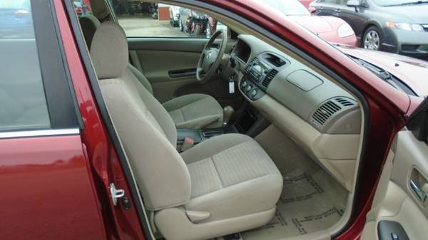 2005 toyota camry 4 cylinder 72,000 miles $5300 for sale in Waterloo, IA – photo 11