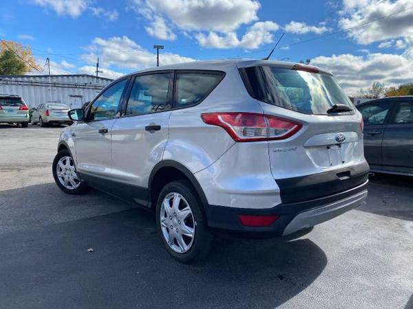 2015 Ford Escape S FWD - cars & trucks - by dealer - vehicle... for sale in Robbins, IL – photo 2