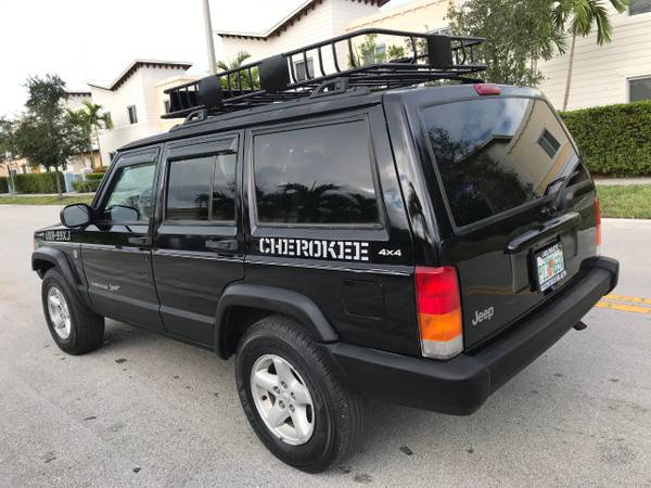 1999 Jeep Cherokee Sport 4-Door 4WD for sale in Hollywood, FL – photo 4