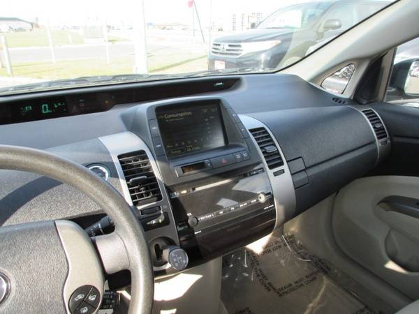 2008 Toyota Prius 4-Door Liftback - cars & trucks - by dealer -... for sale in Moorhead, ND – photo 21