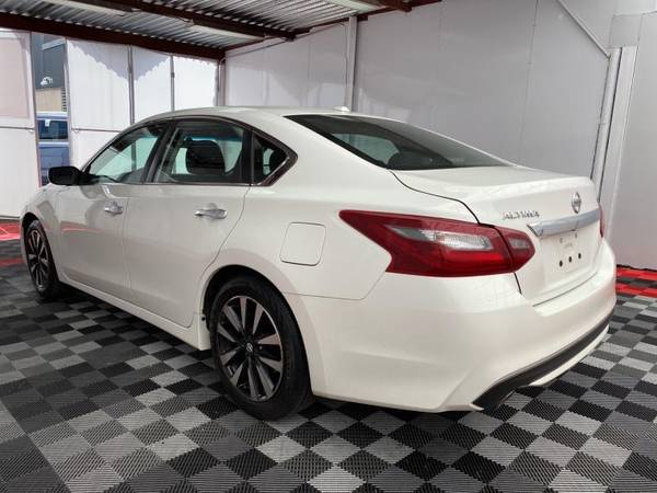 2018 Nissan Altima 2 5 SV Sedan - - by dealer for sale in Richmond Hill, NY – photo 3