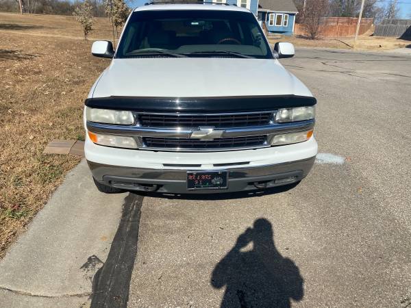 2001 Chevy Suburban - cars & trucks - by owner - vehicle automotive... for sale in Fort Riley, KS – photo 2