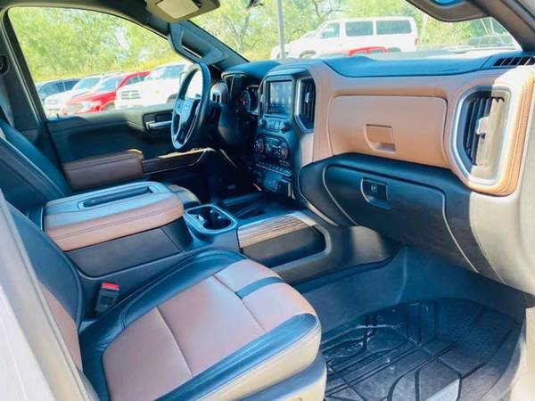 2019 Chevrolet Silverado 1500 Crew Cab - Financing Available! - cars... for sale in Weslaco, TX – photo 18