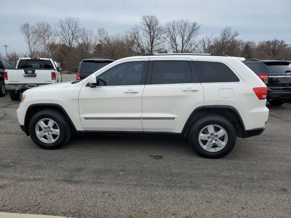 2011 Jeep Grand Cherokee Laredo 4x4 4dr SUV - - by for sale in Lancaster, OH – photo 8
