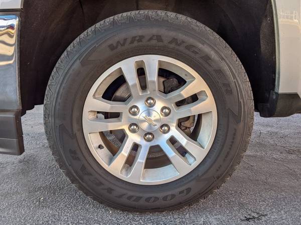 2017 Chevrolet Silverado 1500 LT 4x4 4WD Four Wheel SKU:HZ253615 -... for sale in Amarillo, TX – photo 24