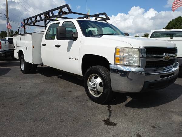 2008 CHEVY 3500 GAS CREW CAB UTILITY BED SUPER CLEAN RUNS PERFECT for sale in Orlando, FL – photo 2
