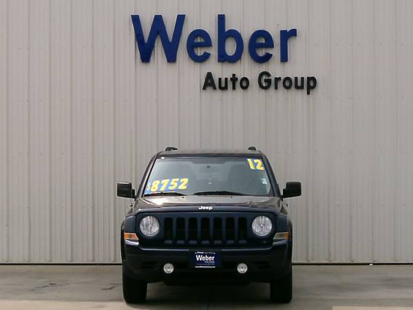 2012 Jeep Patriot-NICE RIDE! RUNS AND DRIVES EXCELLENT! for sale in Silvis, IA – photo 3