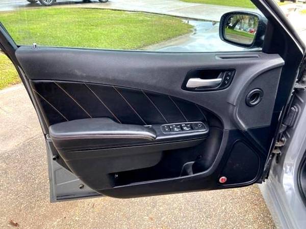 2017 Dodge Charger R/T - EVERYBODY RIDES! - - by for sale in Metairie, LA – photo 9