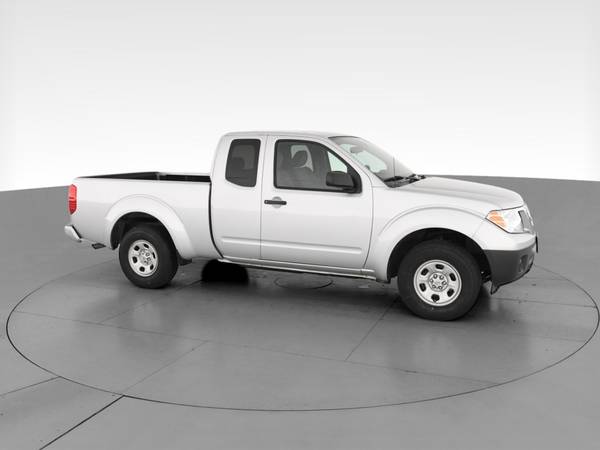 2017 Nissan Frontier King Cab S Pickup 2D 6 ft pickup Silver -... for sale in Fort Myers, FL – photo 14