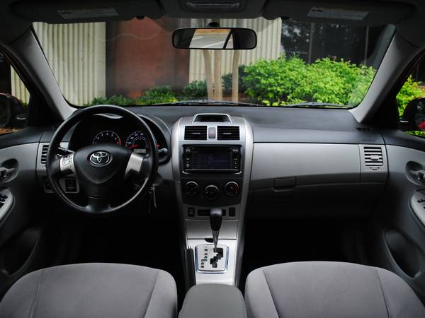 2013 Toyota Corolla LE - - by dealer - vehicle for sale in Atlanta, GA – photo 6