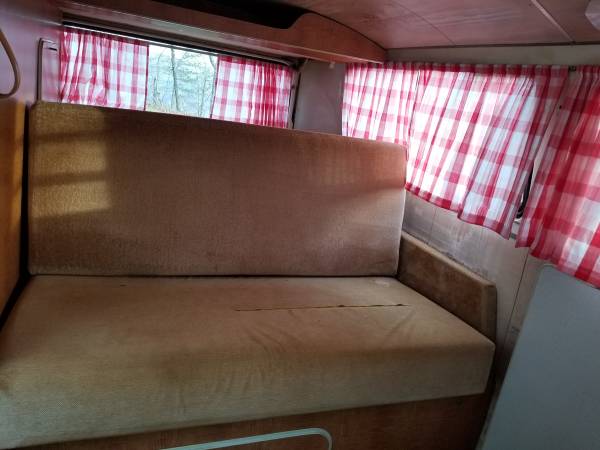 1971 Volkswagen Bus Camper - cars & trucks - by owner - vehicle... for sale in Greeneville , TN – photo 14