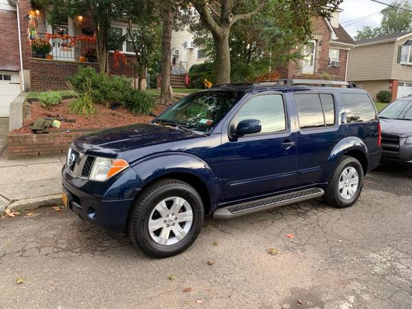 2007 Nissan Pathfinder for sale in STATEN ISLAND, NY