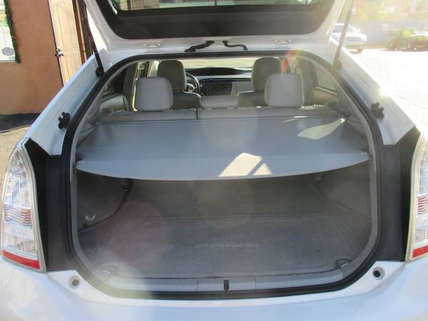 2010 Toyota Prius V Premium Hatchback/Pkg 6/1 Owner/Clean Car Fax -... for sale in Phoenix, AZ – photo 5