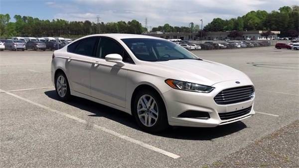 2016 Ford Fusion SE - - by dealer - vehicle automotive for sale in Greensboro, NC – photo 4