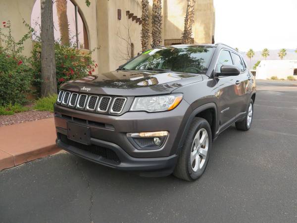 2018 Jeep Compass Latitude suv Granite Crystal Metallic Clearcoat for sale in Tucson, AZ – photo 18