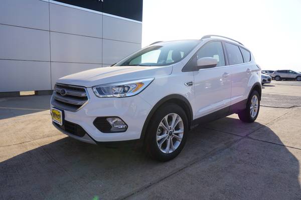 2019 Ford Escape SEL - LOADED WITH SUPER LOW MILES! for sale in Alva, OK – photo 7