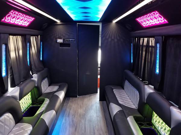 2010 BLACK FORD E450 PARTY BUS FOR SALE 2408 - - by for sale in Fayetteville, AR – photo 8