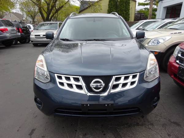 2012 Nissan Rogue SL AWD Nav Back up camera Heated for sale in West Allis, WI – photo 2