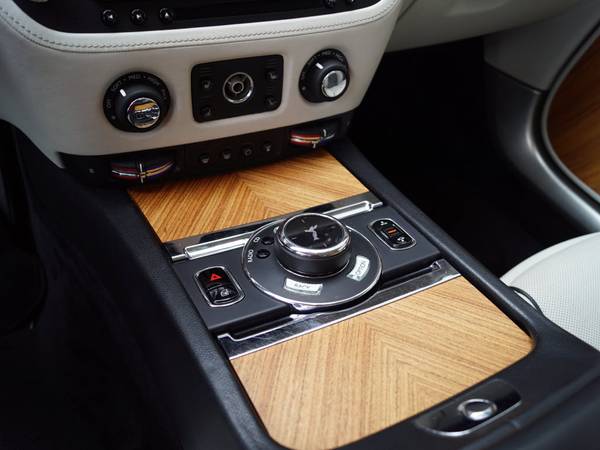 2014 Rolls-Royce Wraith Base - cars & trucks - by dealer - vehicle... for sale in Long Island City, NY – photo 14