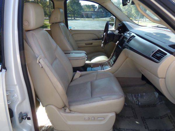 2007 Cadillac Escalade EXT Sport Utility Truck for sale in Cleveland, OH – photo 15