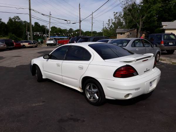 2004 Pontiac Grand AM - cars & trucks - by dealer - vehicle... for sale in Bloomington, IN – photo 4