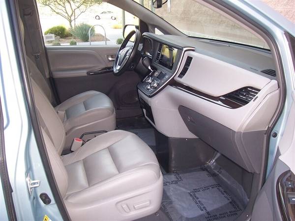 2016 Toyota Sienna XLE Wheelchair Handicap Mobility Van - cars &... for sale in Phoenix, WY – photo 7