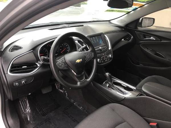 2016 Chevrolet Malibu 1LT - cars & trucks - by dealer - vehicle... for sale in Corona, CA – photo 10