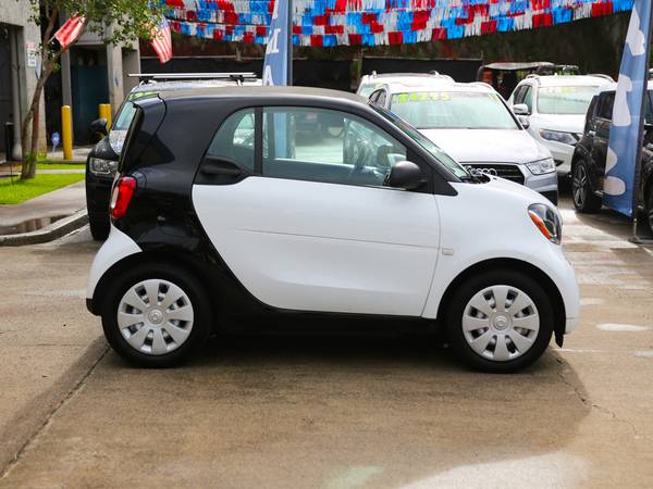 2017 Smart Fortwo Passion Hatchback, Auto, 3-Cyl Turbo, Low Miles -... for sale in Pearl City, HI – photo 7