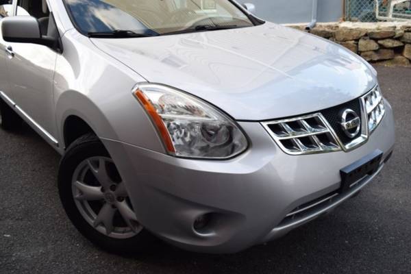 *2011* *Nissan* *Rogue* *SV AWD 4dr Crossover* - cars & trucks - by... for sale in Paterson, MD – photo 4
