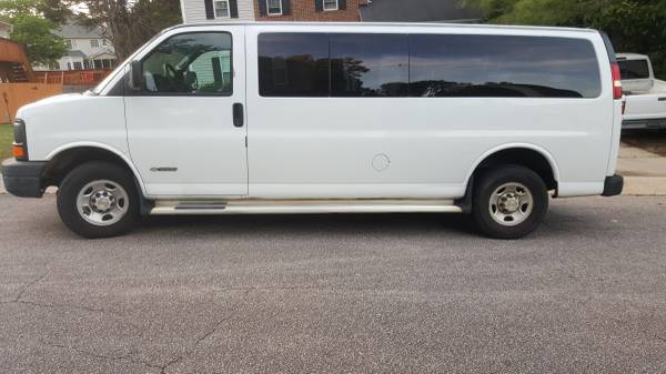 2005 Chevy Express 3500 15 Passenger for sale in Raleigh, NC – photo 7