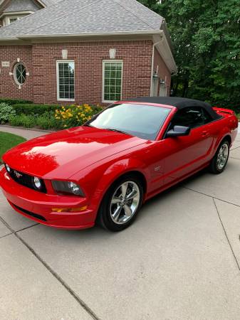 2006 Mustang GT Convertible-Mint Cond. Loaded, Navig. Very Low Miles! for sale in Utica, MI – photo 2