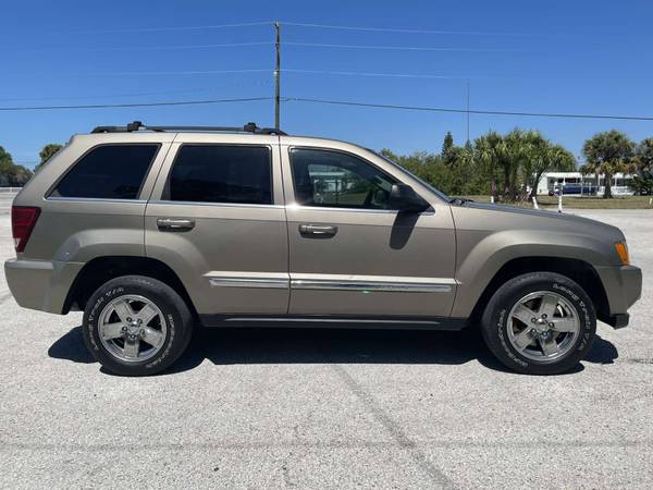 2005 Jeep Grand Cherokee - - by dealer - vehicle for sale in Hudson, FL – photo 4