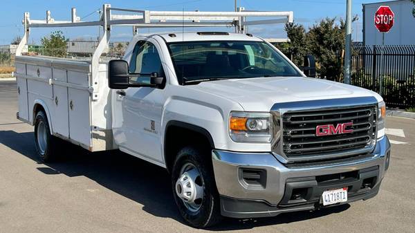 2015 GMC Sierra 3500HD Utility Service Bed Excellent Conditions for sale in Livermore, CA – photo 2