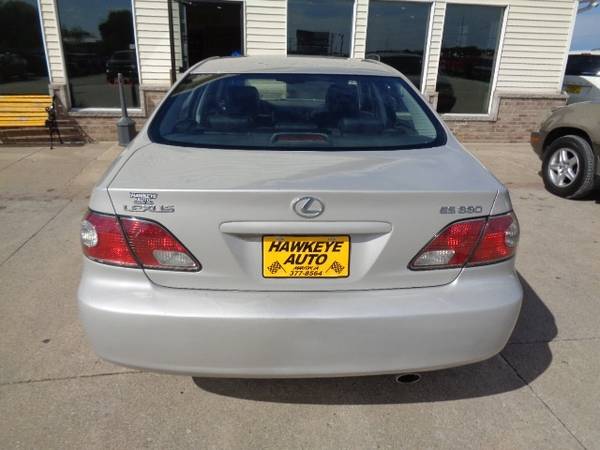2004 Lexus ES 330 4dr Sdn for sale in Marion, IA – photo 8