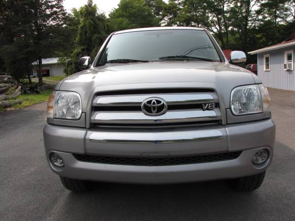 2006 TOYOTA TUNDRA 4WD DOUBLE CAB REPLACED FRAME!!!! - cars & trucks... for sale in Hoosick Falls, NY – photo 2