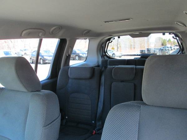 2011 Nissan Pathfinder 4X4 Loaded 3rd Seat CLEAN got for sale in Boston, MA – photo 4