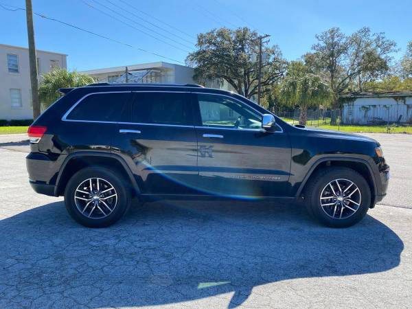 2017 Jeep Grand Cherokee Limited 4x2 4dr SUV - cars & trucks - by... for sale in TAMPA, FL – photo 4