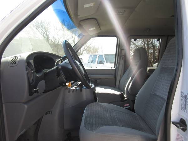 2002 Ford E-350 XLT 15 Passenger Van 8 - - by dealer for sale in Omaha, NE – photo 10
