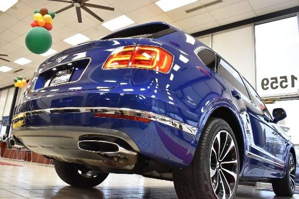 2017 Bentley Bentayga W12 First Edition - cars & trucks - by dealer... for sale in Cuyahoga Falls, OH – photo 15