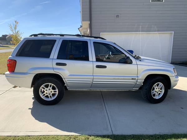 2004 Jeep Grand Cherokee Special Edition - Under 100k Miles! - cars... for sale in Simpsonville, SC – photo 2