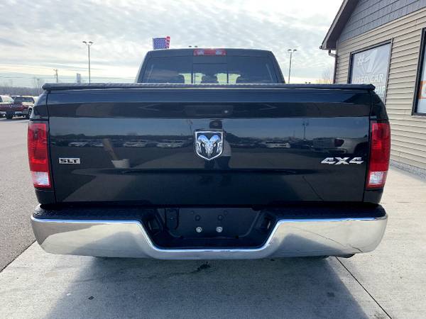 2015 RAM 1500 4WD Quad Cab 140.5" SLT - cars & trucks - by dealer -... for sale in Chesaning, MI – photo 4