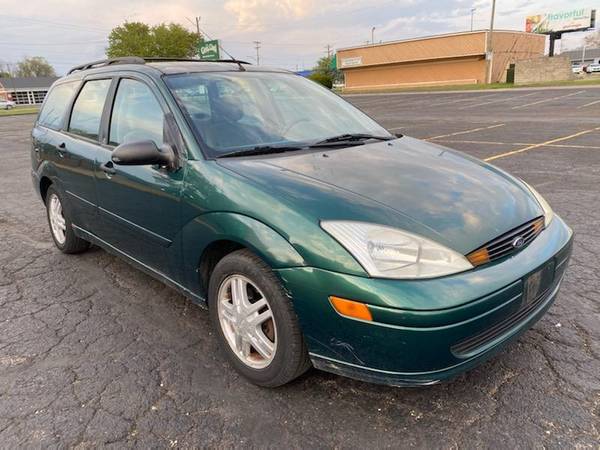 2001 Ford Focus Wagon SE - - by dealer - vehicle for sale in Columbus, OH – photo 6